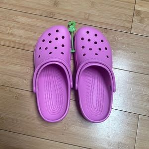 Pink crocs
